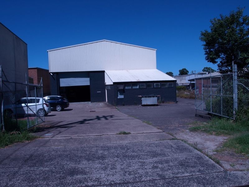 51 Powers Rd, Seven Hills NSW 2147