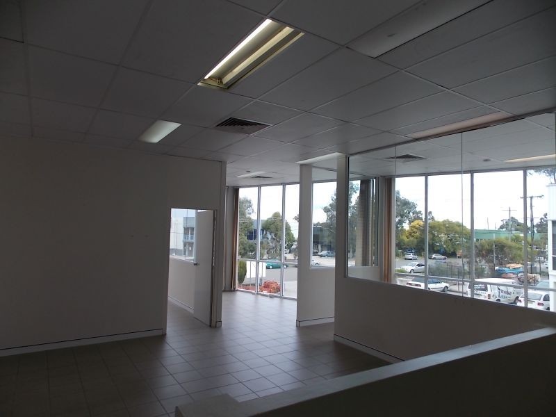 1/4 St James Place, Seven Hills NSW 2147