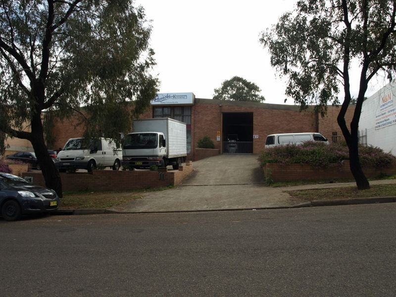 11 Artisan Road, Seven Hills NSW 2147