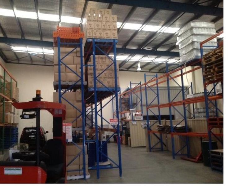 1/4 St James Place, Seven Hills NSW 2147