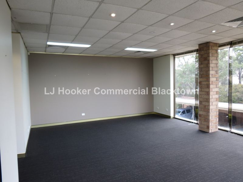 1st Floor/10 Garling Road, Kings Park NSW 2148