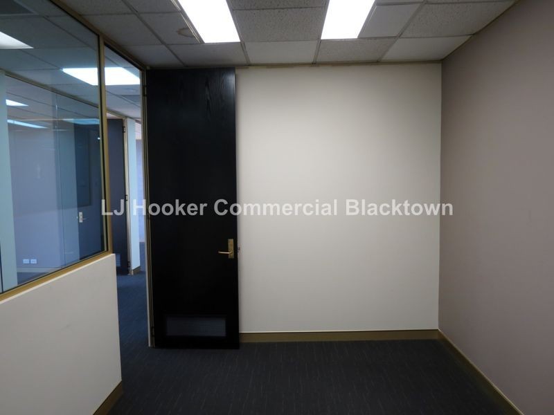 1st Floor/10 Garling Road, Kings Park NSW 2148