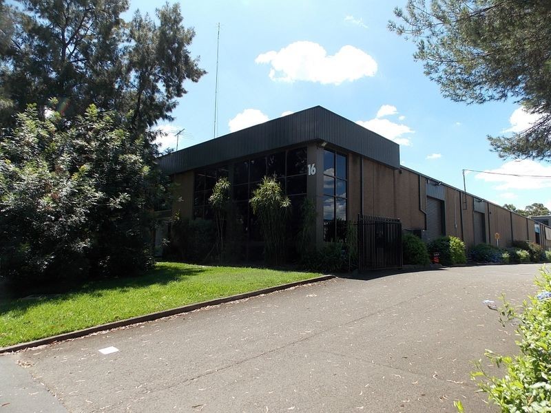 1 & 2/16 Garling Road, Kings Park NSW 2148