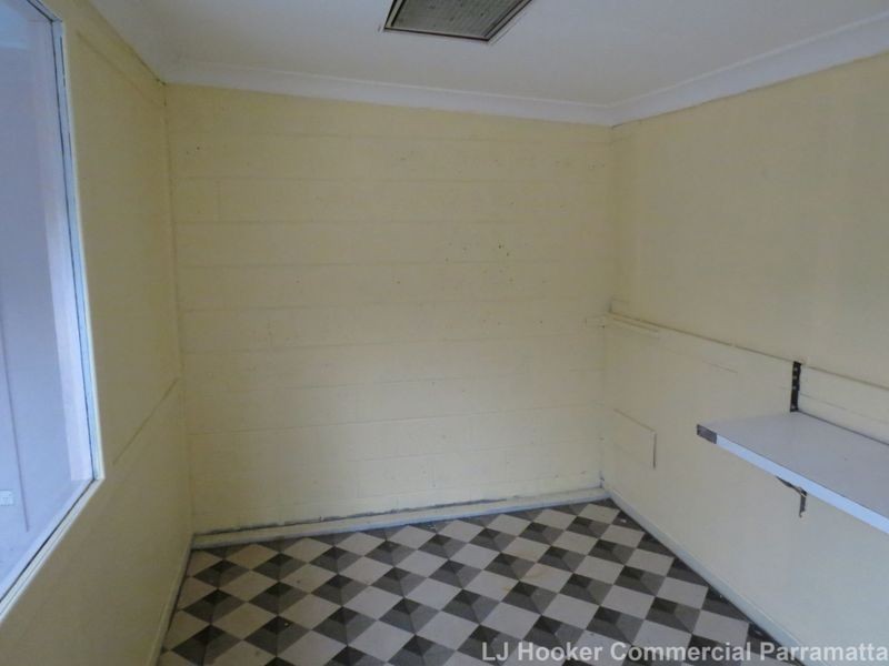 15 & 16/12 Garling Road, Kings Park NSW 2148