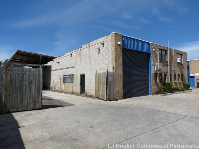 15 & 16/12 Garling Road, Kings Park NSW 2148