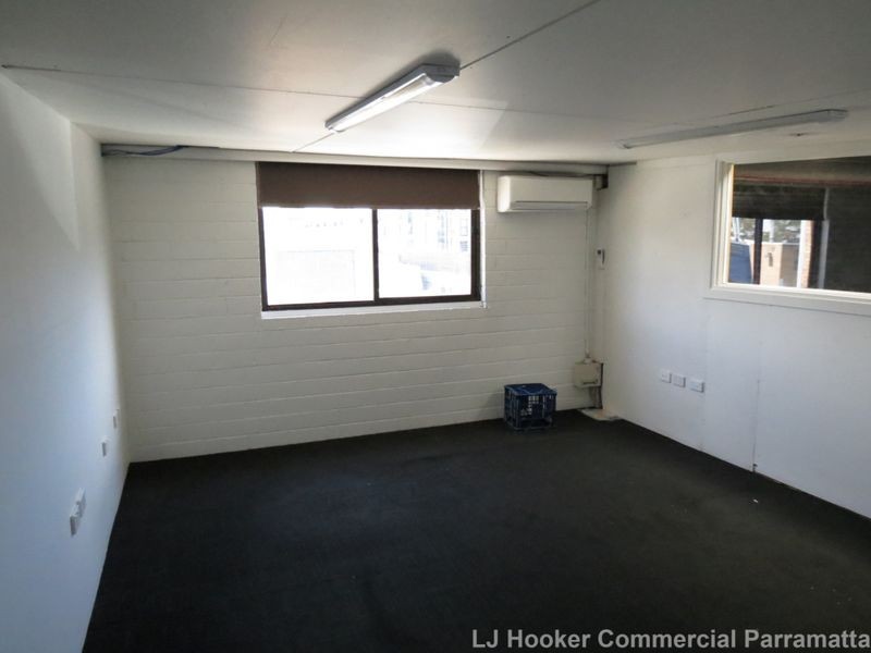 15 & 16/12 Garling Road, Kings Park NSW 2148