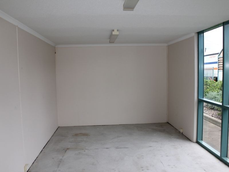 11/12 Eddie Road, Minchinbury NSW 2770