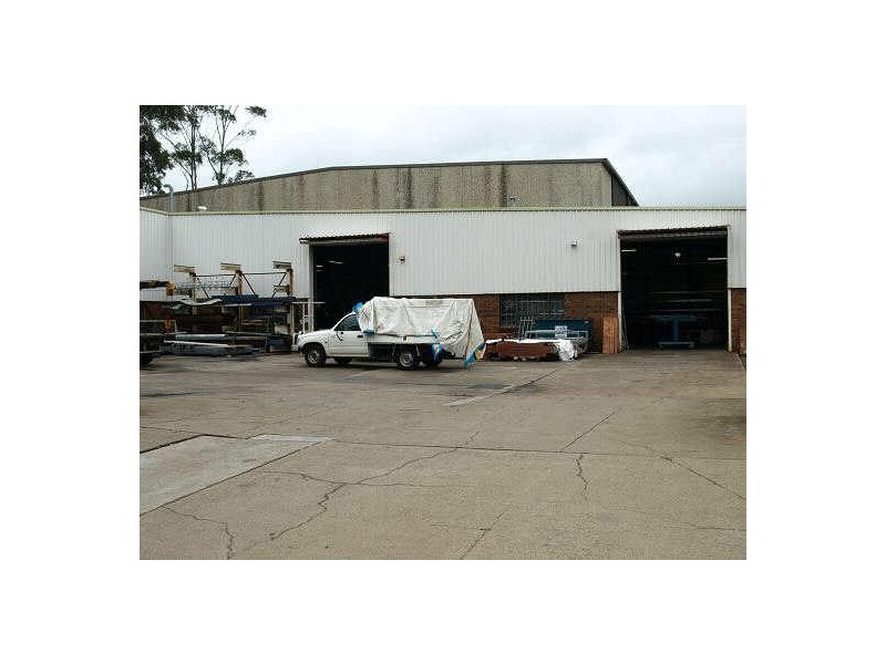 13&14/114 Gilba Rd, Girraween NSW 2145