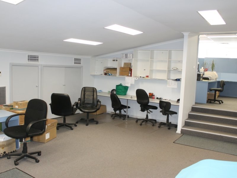 12 Raglan Road, Auburn NSW 2144