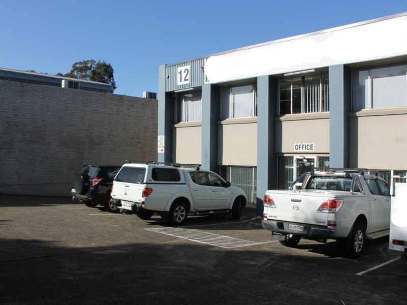 12 Raglan Road, Auburn NSW 2144