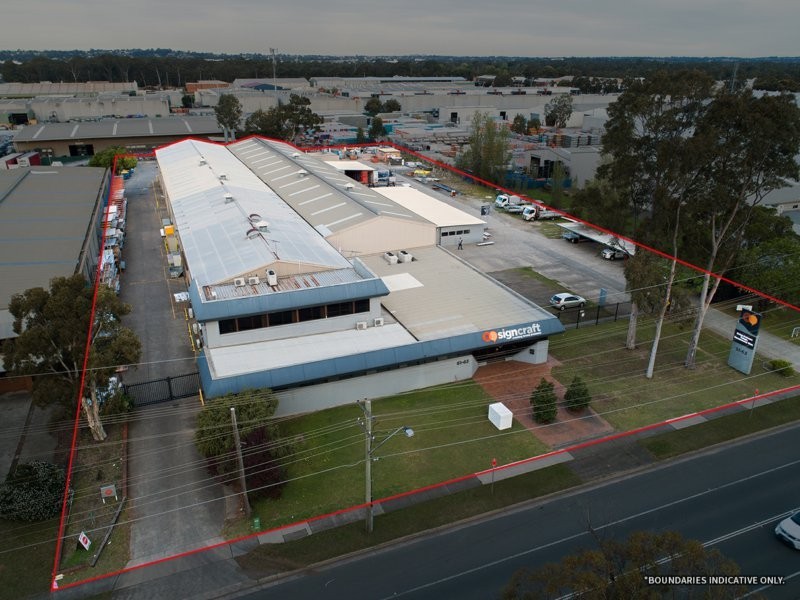 63 Governor Macquarie Drive, Chipping Norton NSW 2170