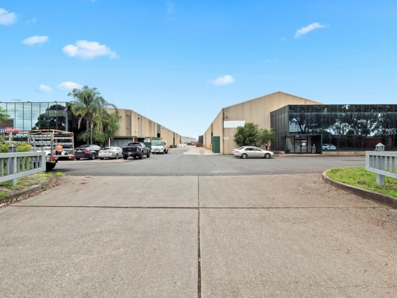 8 Childs Road, Chipping Norton NSW 2170