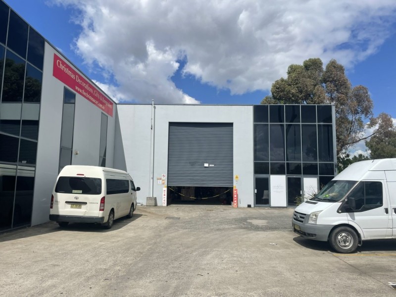 17 Heald Road, Ingleburn NSW 2565