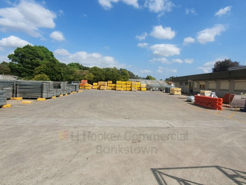 Fairfield East NSW 2165