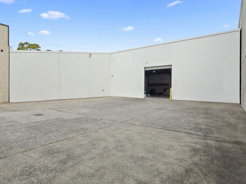 111 Newbridge Road, Chipping Norton NSW 2170