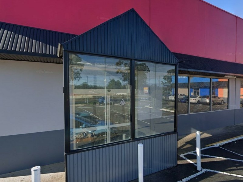 Shop 3/16 Swettenham Road, Minto NSW 2566