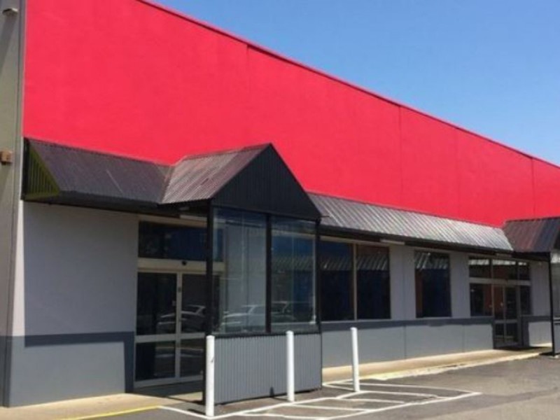 Shop 3/16 Swettenham Road, Minto NSW 2566