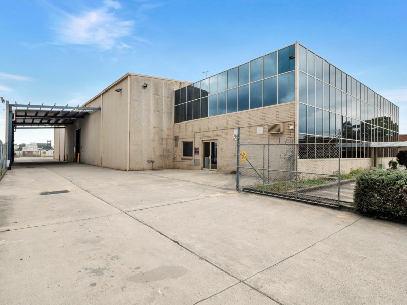 1A/77 Governor Macquarie Drive, Chipping Norton NSW 2170