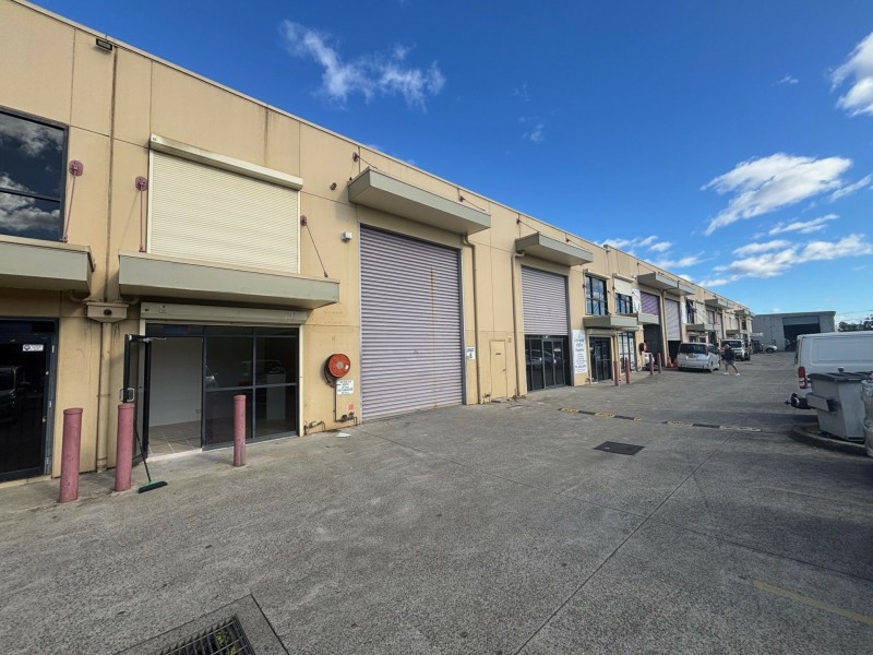 8/74 Orange Grove Road, Warwick Farm NSW 2170