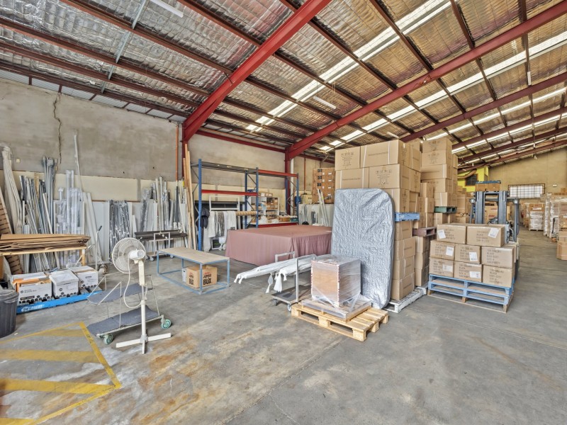 4 Ladbroke Street, Milperra NSW 2214