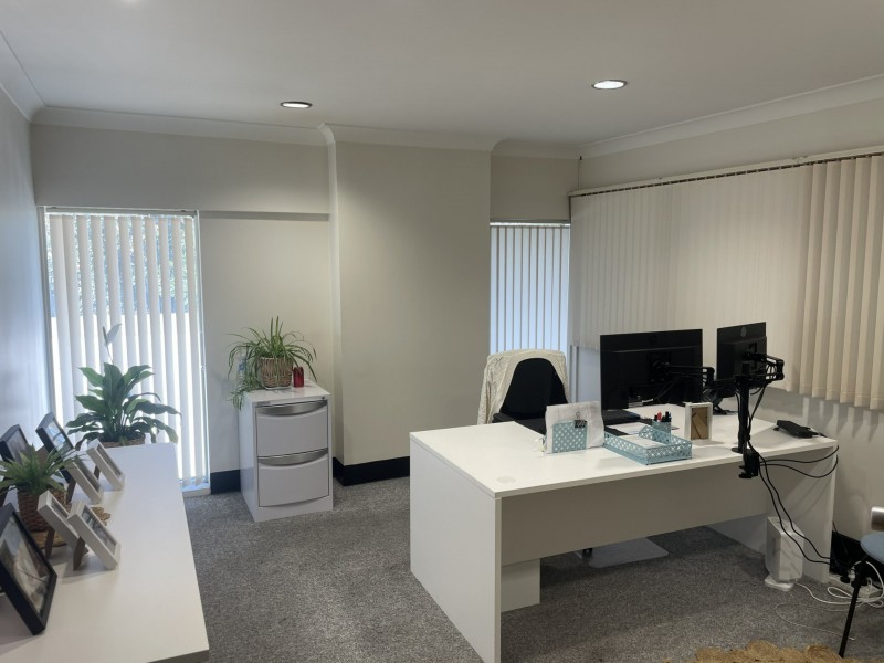4 Ladbroke Street, Milperra NSW 2214