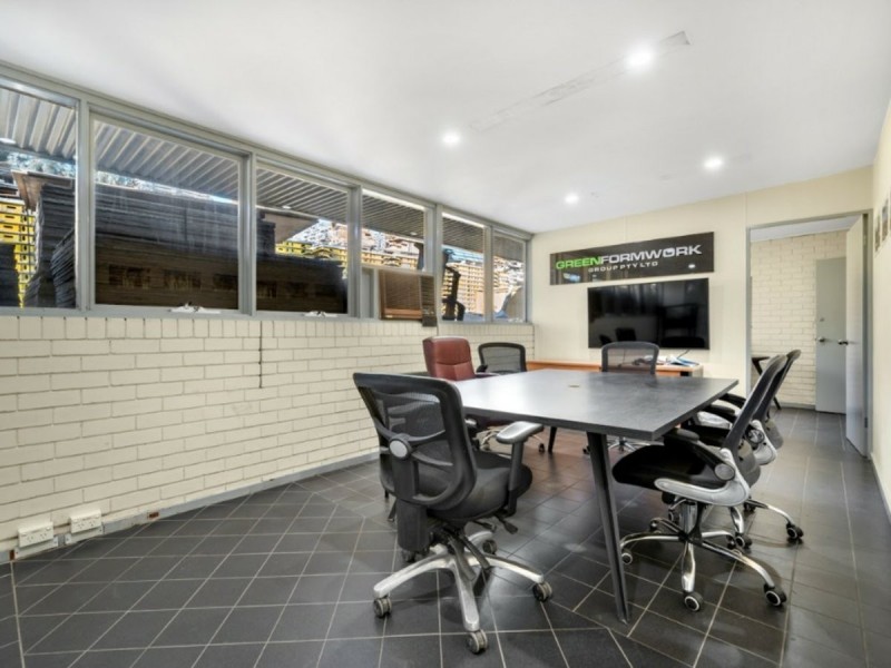 9 Knight Street, Lansvale NSW 2166