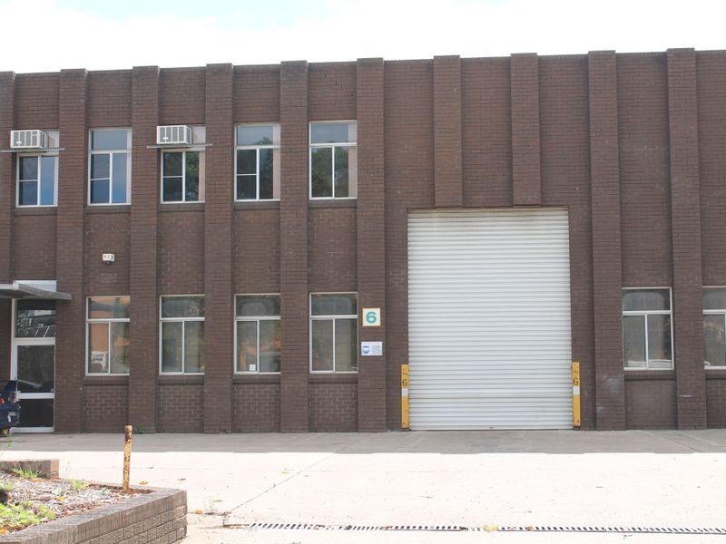 6 Ladbroke Street, Milperra NSW 2214