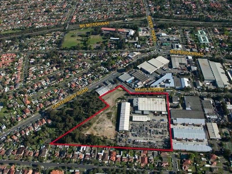 2 Mavis Street, Revesby NSW 2212