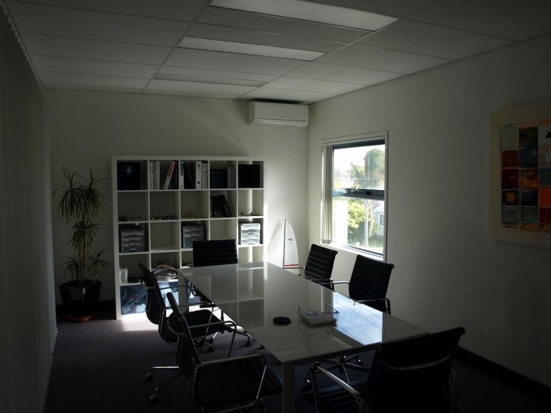 1 Spireton Place, Pendle Hill NSW 2145