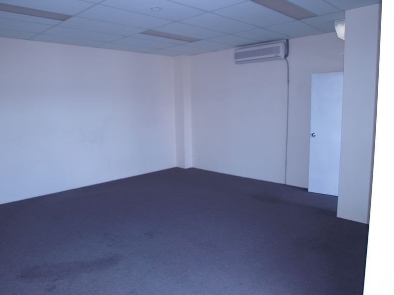 3/4 Birmingham Avenue, Villawood NSW 2163