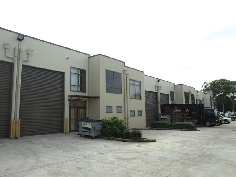 3/4 Birmingham Avenue, Villawood NSW 2163