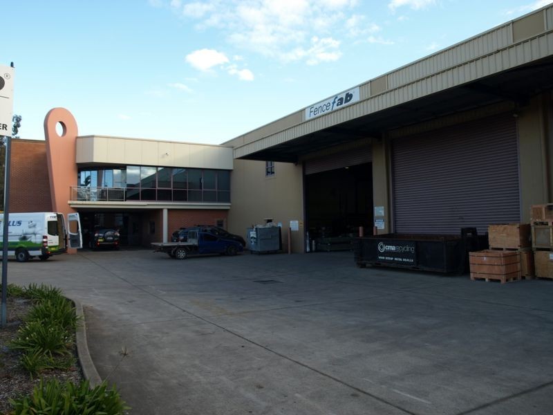 2/1-2 Bushells Place, Wetherill Park NSW 2164
