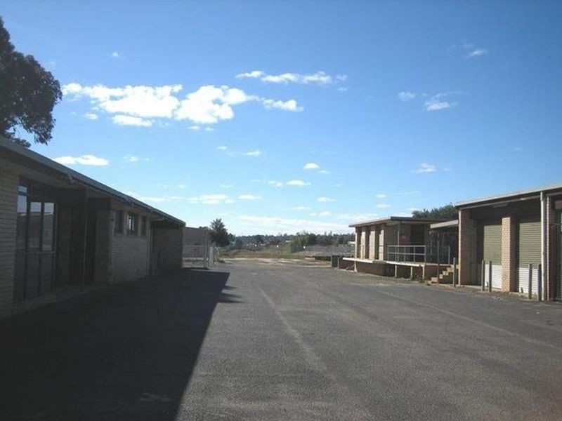 5 Rose Street, Campbelltown NSW 2560