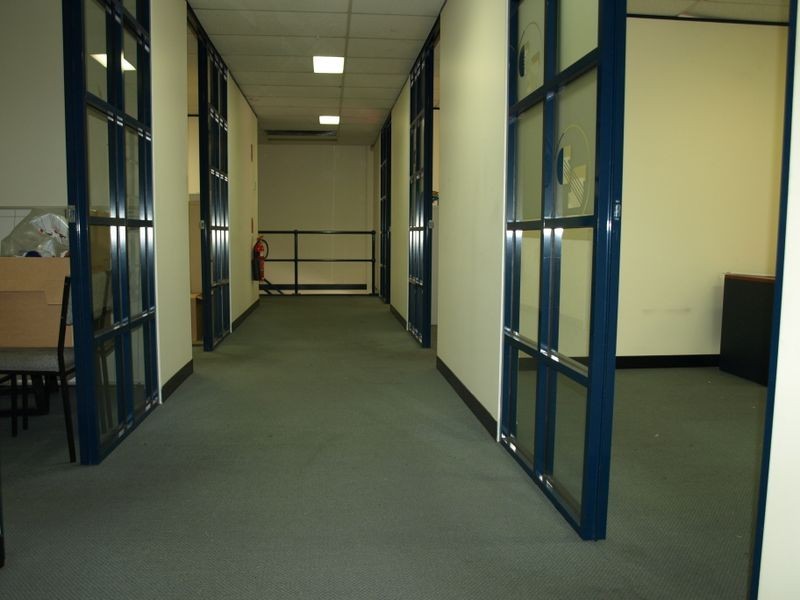 51 Powers Rd, Seven Hills NSW 2147