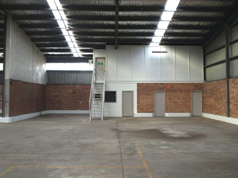 8 Dupas Street, Smithfield NSW 2164