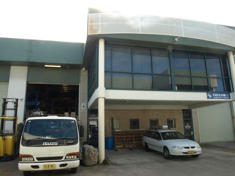 4/17A Amax Avenue, Girraween NSW 2145