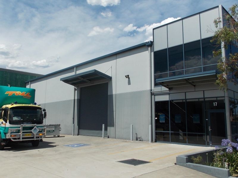 17 Guernsey Street, Guildford NSW 2161