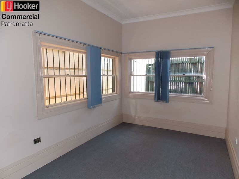 1/105 Wigram Street, Harris Park NSW 2150