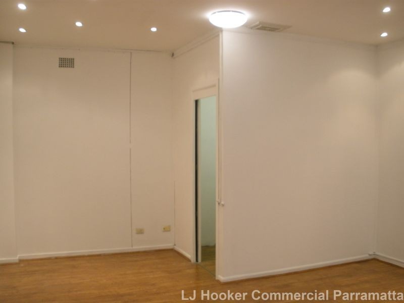 Shop 4/5 Hillcrest Road, Pennant Hills NSW 2120