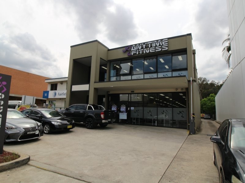 8 Nelson Street, Fairfield NSW 2165