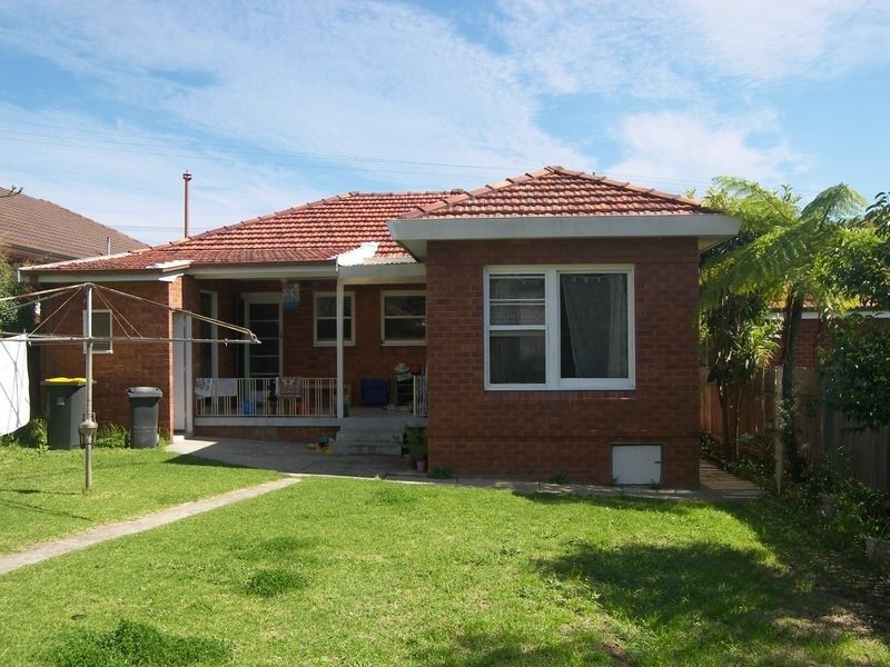 Kingsgrove NSW 2208