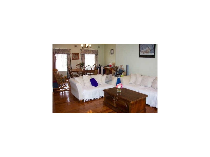 22 Bykool Avenue, Kingsgrove NSW 2208