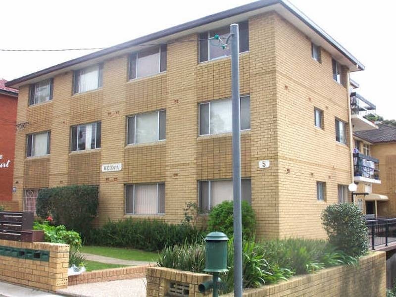 12/5 St Albans Road, Kingsgrove NSW 2208