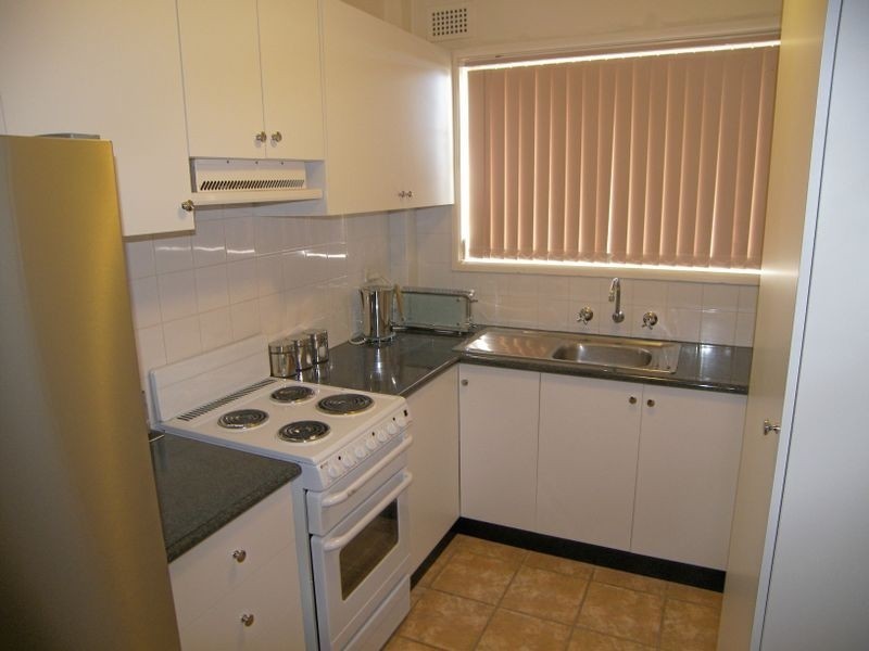 12/5 St Albans Road, Kingsgrove NSW 2208