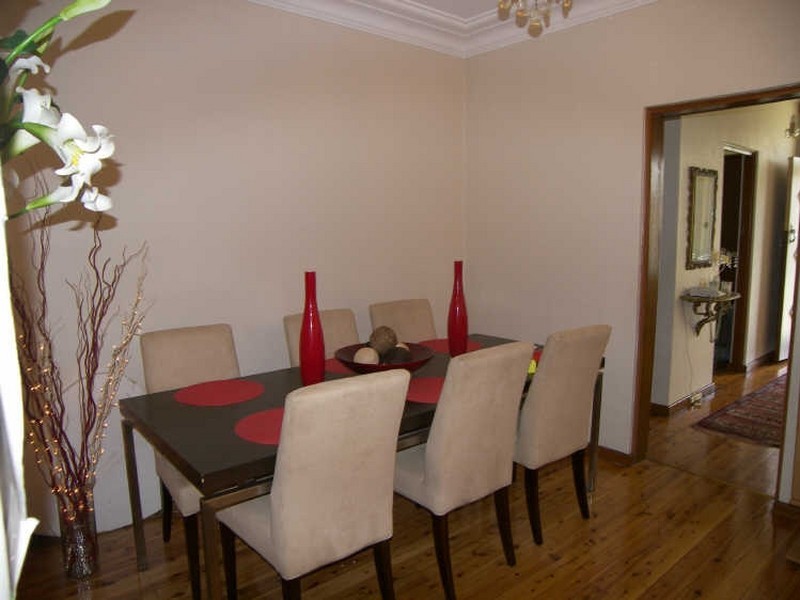 13 Waycott Avenue, Kingsgrove NSW 2208