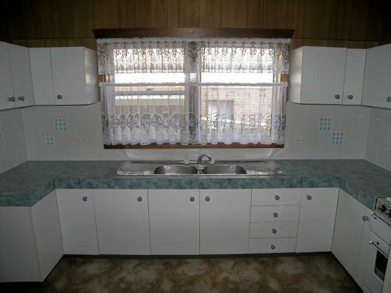 42 Glamis Street, Kingsgrove NSW 2208