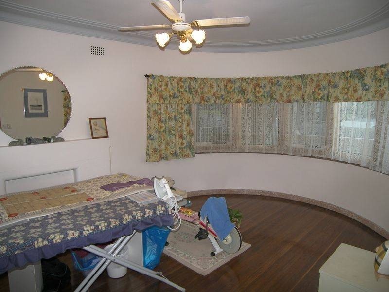 106 Wolli Street, Kingsgrove NSW 2208