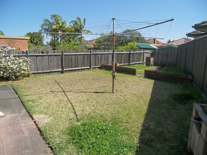 2 Kingsway, Kingsgrove NSW 2208