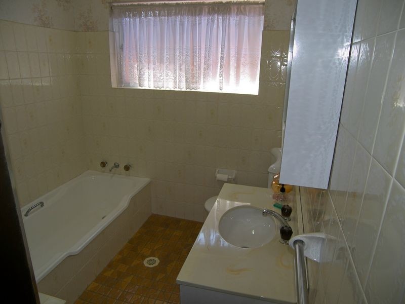 2 Kingsway, Kingsgrove NSW 2208