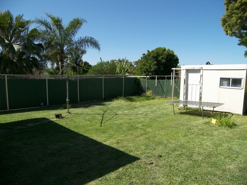 2 Sutcliffe Street, Kingsgrove NSW 2208